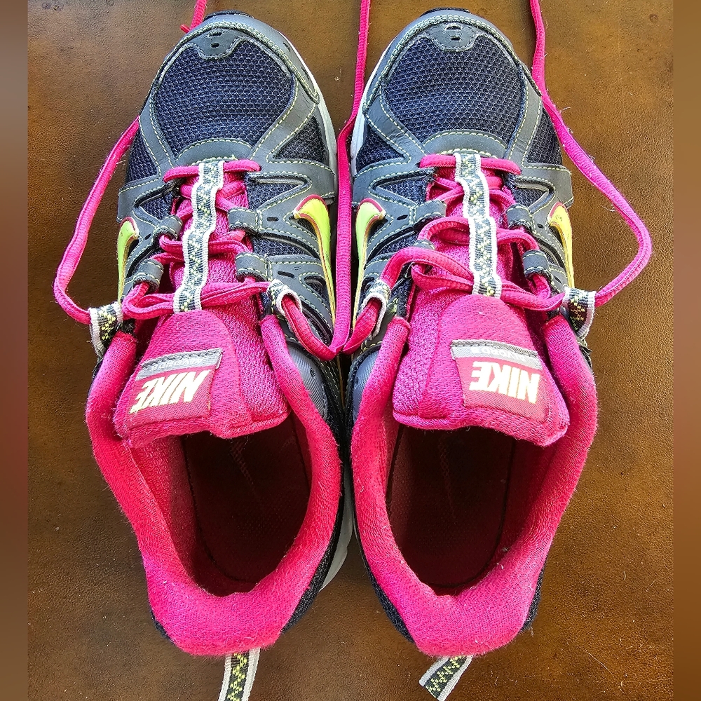 NIKE AIR Aivord 8 Shoes Pink Gray Chartreuse size 8 - Picture 8 of 9